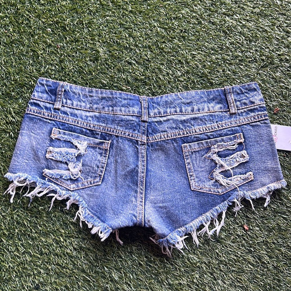 Be Wicked jeans shorts - Picture 3 of 8